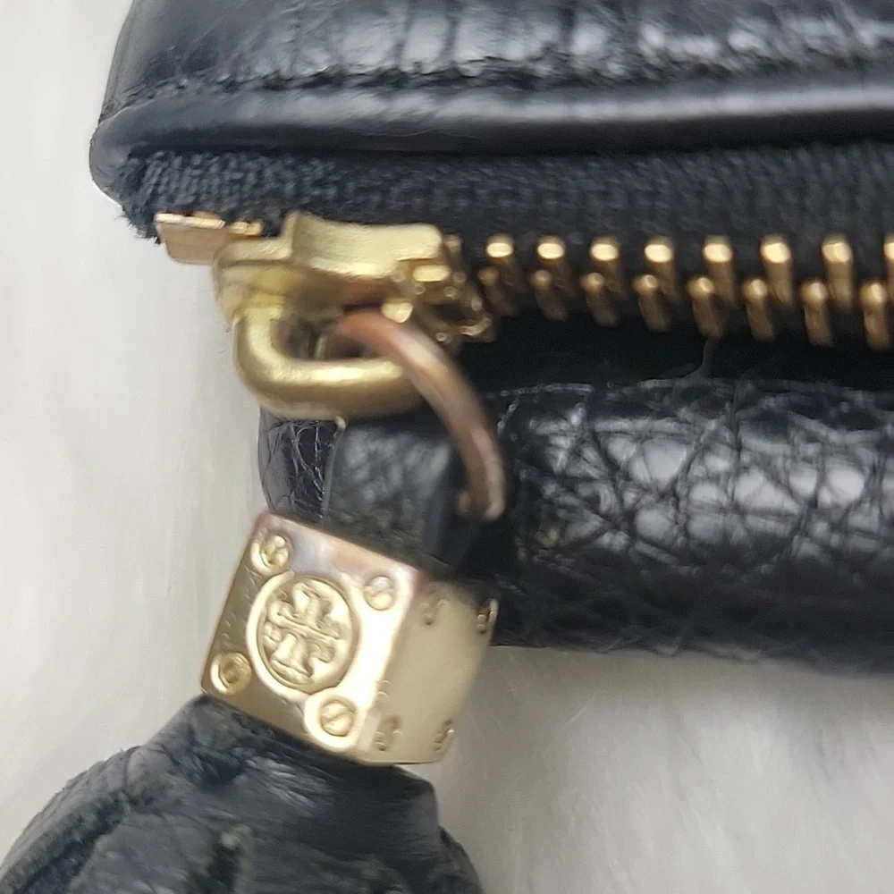 TORY BURCH‎ Thea Black Pebble Grain Fold Over Mini Date Designer Crossbody Bag